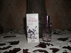 Отдается в дар «туалетная вода Fleur Tendre (Нежный цветок) Yves Rocher 50мл»