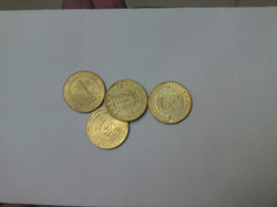 Отдается в дар «Russian anniversary 10-ruble coins / Российские юбилейные десятки :)»