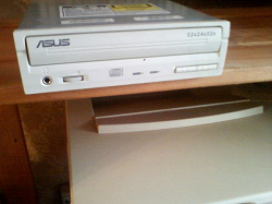 Отдается в дар «CD ROM»