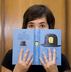 Отдается в дар «несколько книг Вудхауза»