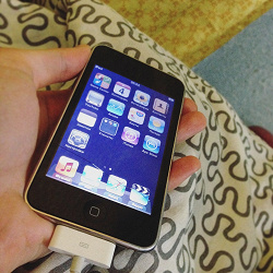 Отдается в дар «Apple iPod touch 3 8Gb»