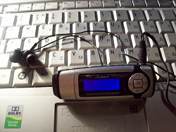 Отдается в дар «MP 3 плеер Sennet MP-5671»