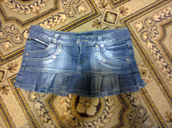 Отдается в дар «джинсовые юбки»