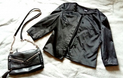 Отдается в дар «Черный пиджак, размер 44»