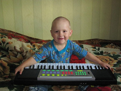 Отдается в дар «Детский синтезатор (электронное пианино)»