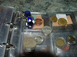 Отдается в дар «8 монет разных стран)»