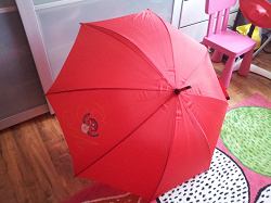 Отдается в дар «Большой красный зонт»