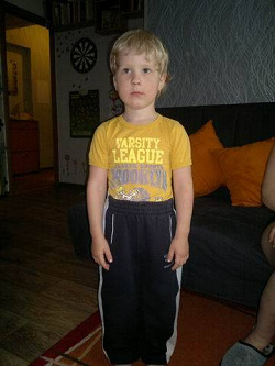 Отдается в дар «Дарю брюки для мальчика спортивные рост 104 — 110 см.»
