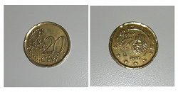 Отдается в дар «Монетка в 20 CENT…»