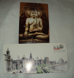 Отдается в дар «сувенирные открытки и буклеты из шанхая»