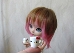 Отдается в дар «Маленькие кукольные чашки Hello Kitty»