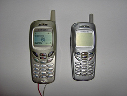 Отдается в дар «Мобильные телефоны трупы»
