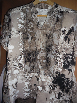 Отдается в дар «Блуза трикотажная 52 размера»