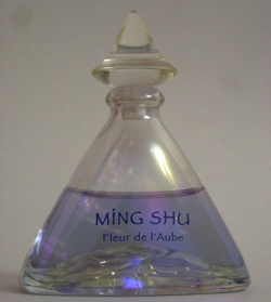 Отдается в дар «Парфюмерная Вода MING SHU»