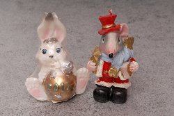 Отдается в дар «Свечи декоративные в виде фигурок зайца и мыши 2шт.»