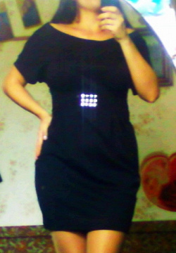 Отдается в дар «Черное короткое платье 46 размер»