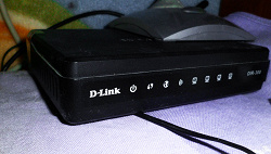 Отдается в дар «Wi-Fi-роутер D-link DIR-300»