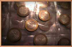 Отдается в дар «3 монетки 10 рублей Белгородская область»