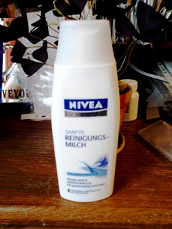 Отдается в дар «Молочко для снятия макияжа Nivea»