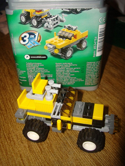 Отдается в дар «Набор LEGO Creator 6742.»
