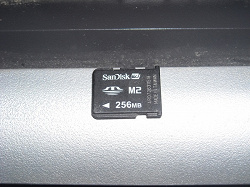 Отдается в дар «Флешки MicroSD и M2»