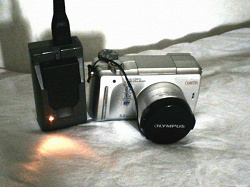 Отдается в дар «Зарядное устройство для фотоаппарата Olympus C470»