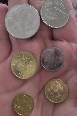 Отдается в дар «Монеты Сейшельские острова»