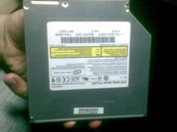 Отдается в дар «DVD-привод для ноутбуков TS-L632 нерабочий»