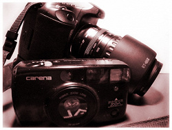 Отдается в дар «Фотоаппарат Carena Power Zoom и чехол для него»