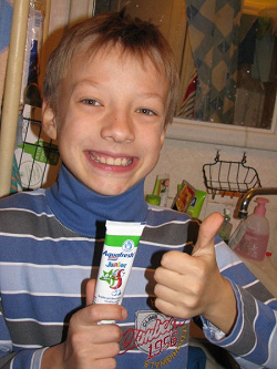 Отдается в дар «паста зубная детская аквафреш с 6 лет»