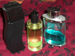 Отдается в дар «мужской аромат Avon Simple Elements»