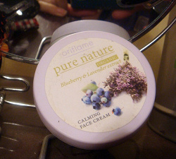 Отдается в дар «Pure Nature Organic Blueberry & Lavender extract Calming Face Cream»