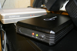 Отдается в дар «Внешний корпус для IDE HDD Gembird EE3-FW-3 + 200Гб диск»