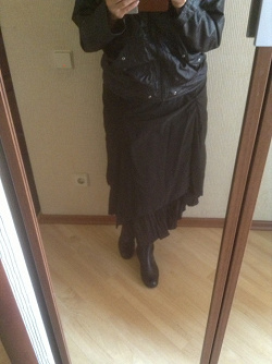 Отдается в дар «Длинная черная юбка»