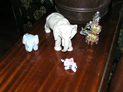 Отдается в дар «Слон старинный.»