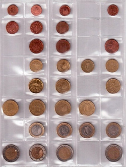 Отдается в дар «Монетки евро центы»