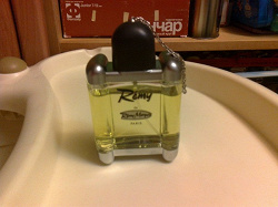 Отдается в дар «Туалетная вода Remy Marquis Parfums»