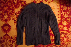 Отдается в дар «свитер, скорее на мальчика 7 лет.»