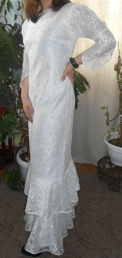 Отдается в дар «платье Свадебное 46 р»