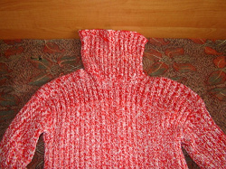 Отдается в дар «Красный рябой вязанный свитер (Мой хенд-мейд))»