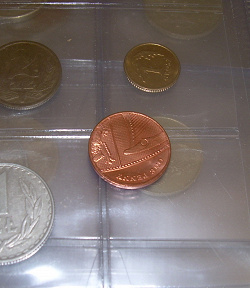 Отдается в дар «монеты Великобритании — 1 пенни»