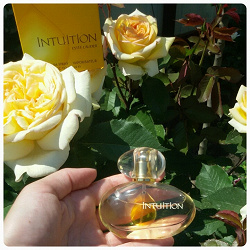 Отдается в дар «Intuition Estée Lauder для женщин»