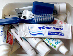 Отдается в дар «Дорожные зубная щётка и зуб.паста»
