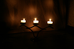 Отдается в дар «Подсвечник для трёх свечей»