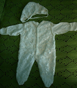 Отдается в дар «костюмчик для новорожденного на выписку»