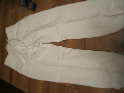 Отдается в дар «белые летние брюки 44 размера Германия Cavita»