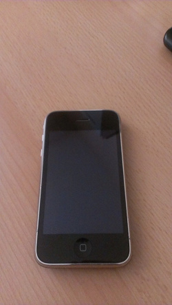 Отдается в дар «Iphone 3G — б.у»