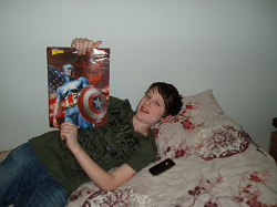 Отдается в дар «Плакат с Капитаном Америкой»
