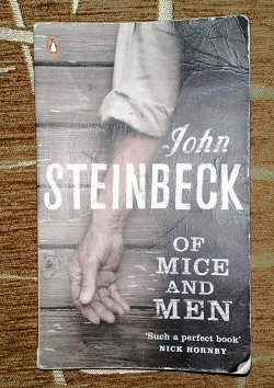 Отдается в дар «Of Mice and Men-повесть Джона Стейнбека»
