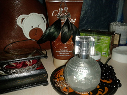 Отдается в дар «Водичка Avon Charming love»